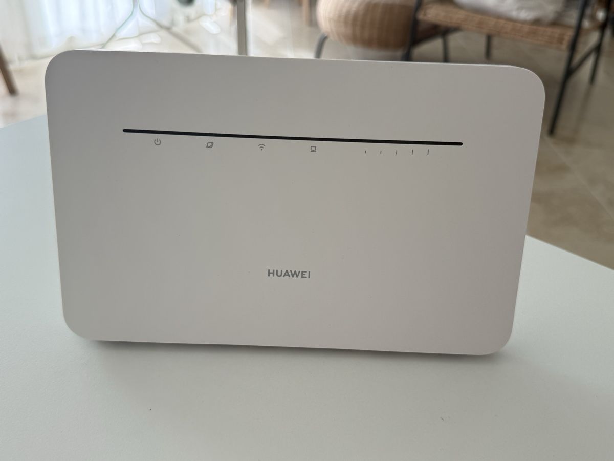 Huawei Modem & Router: Huawei B535-232 – Usato da Zürich venduto da SmilingPanda