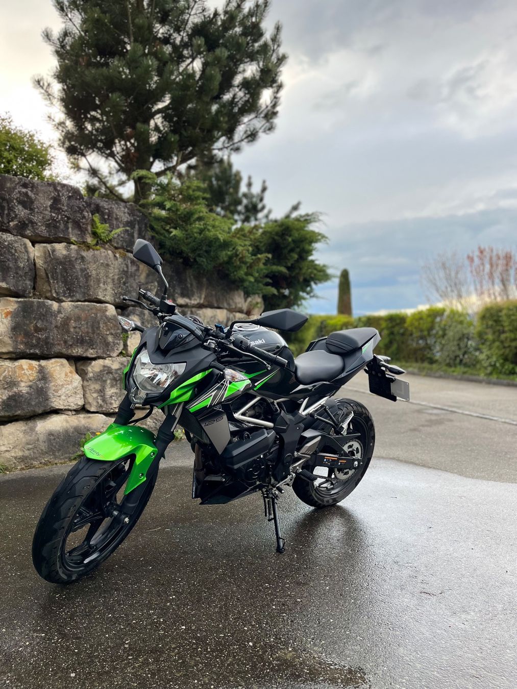 Kawasaki Strasse: Kawasaki Z125 – Neu (gemäss Beschreibung) aus Châtillon FR von kyl_x6mz 3