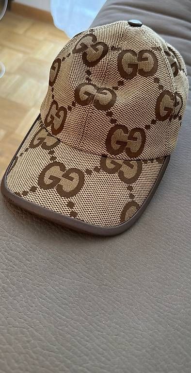 Chapeaux, bonnets & casquettes: Casquette Gucci authentique  – D'occasion à Carouge GE par MarlyCriNi