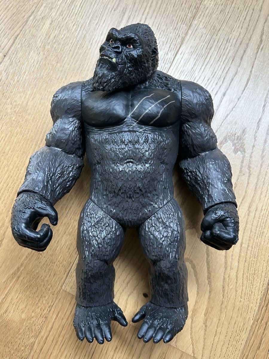 Statuette: Godzilla vs Kong / Spielfigur – Usato da Rothrist venduto da szc_9dg5 1