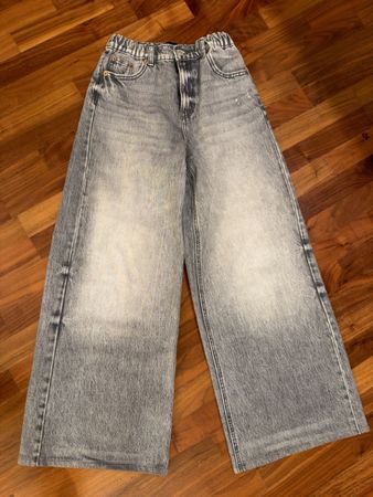 Mädchen Jeans von Stradivarius Gr. 32 wide leg 