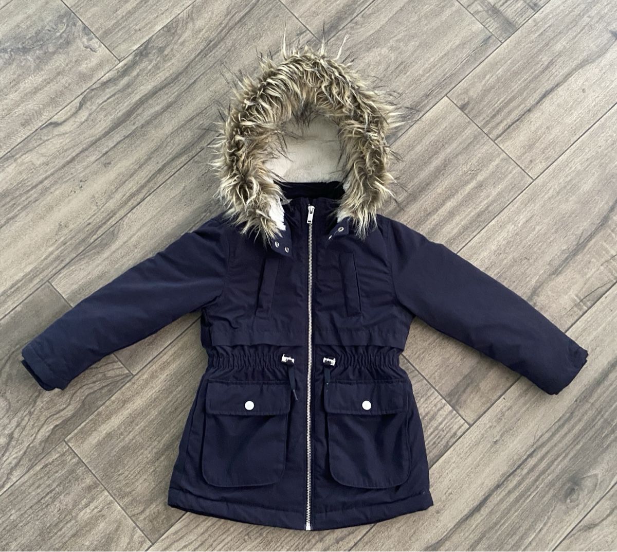 H&M Giacche & Cappotti: Wattierter Parka - Grösse 116 – Usato da Pfäffikon ZH venduto da Mihu79
