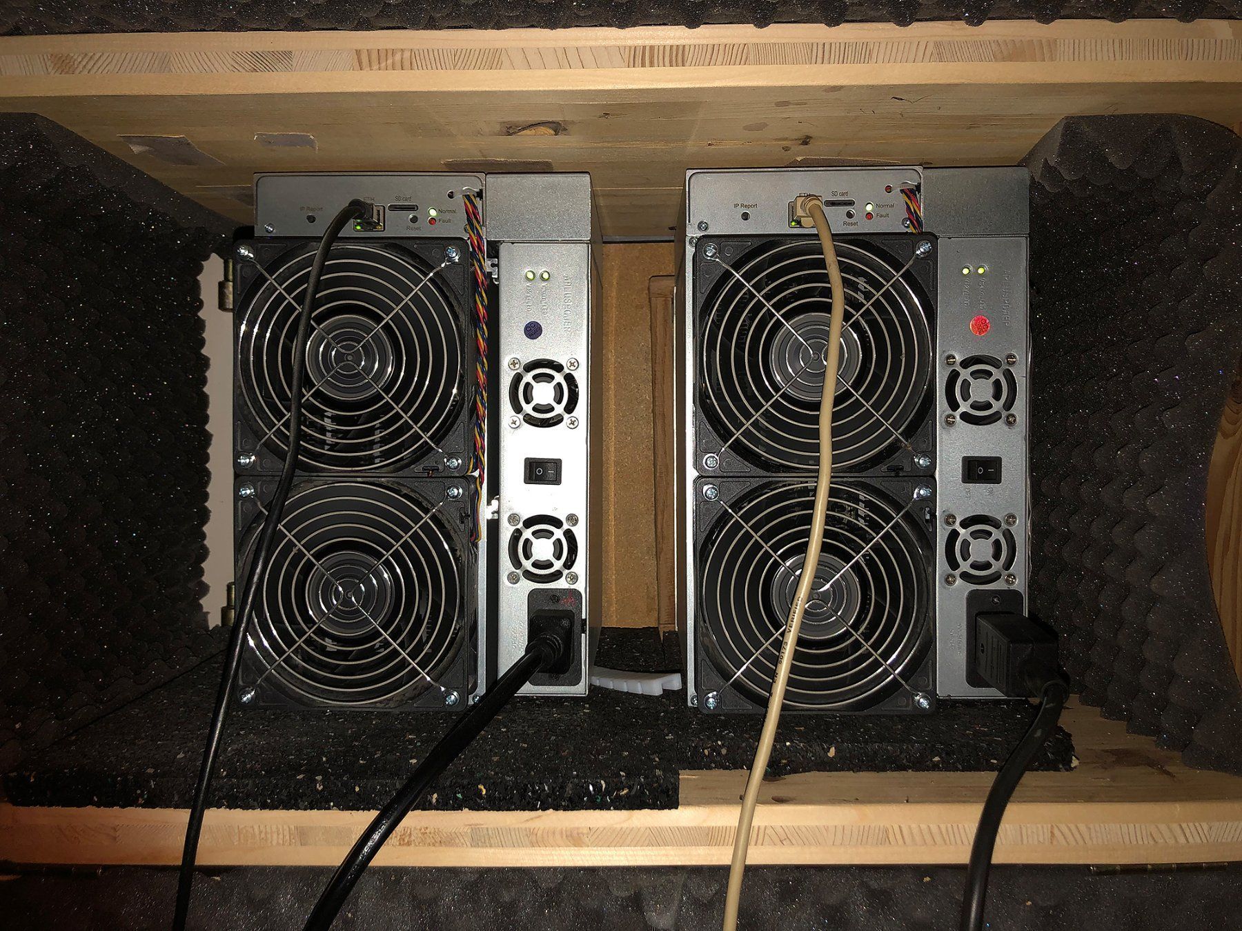 Goldshell Coin Miner: Goldshell KD5 ASIC Miner – Gebraucht aus Dietwil von deneb26 5