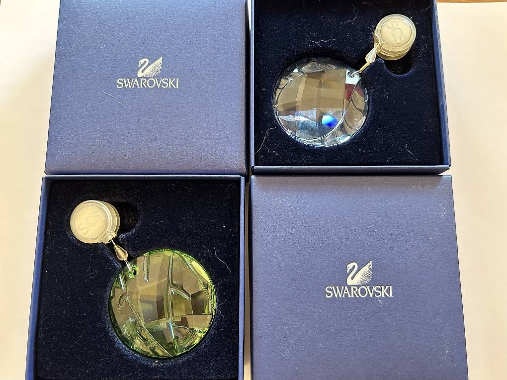 Tutte le decorazioni: Swarovski SCS Window Ornament 2008 + 2009  – Nuovo e nell'imballaggio originale da Arogno venduto da alt_g2f2