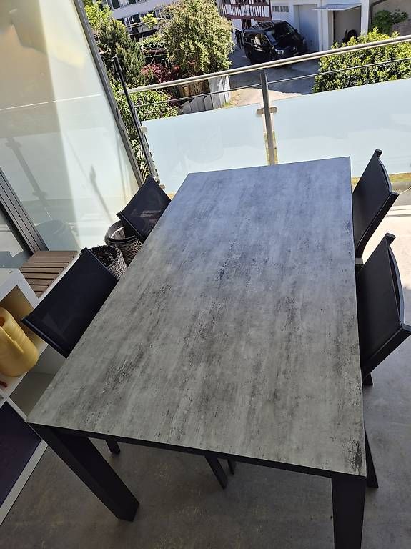 Tables: Gartentisch mit 4 Stühle – D'occasion à Grüningen par mm51 2