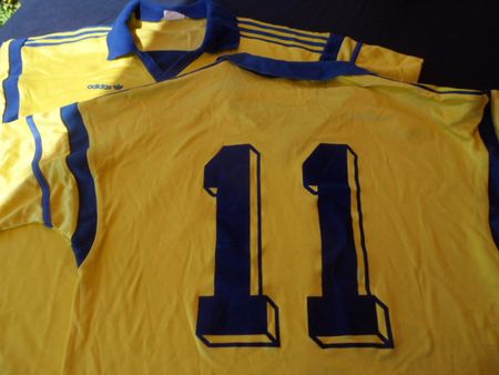 ADIDAS  TRICOT  Original,  mit Rückennummer  11