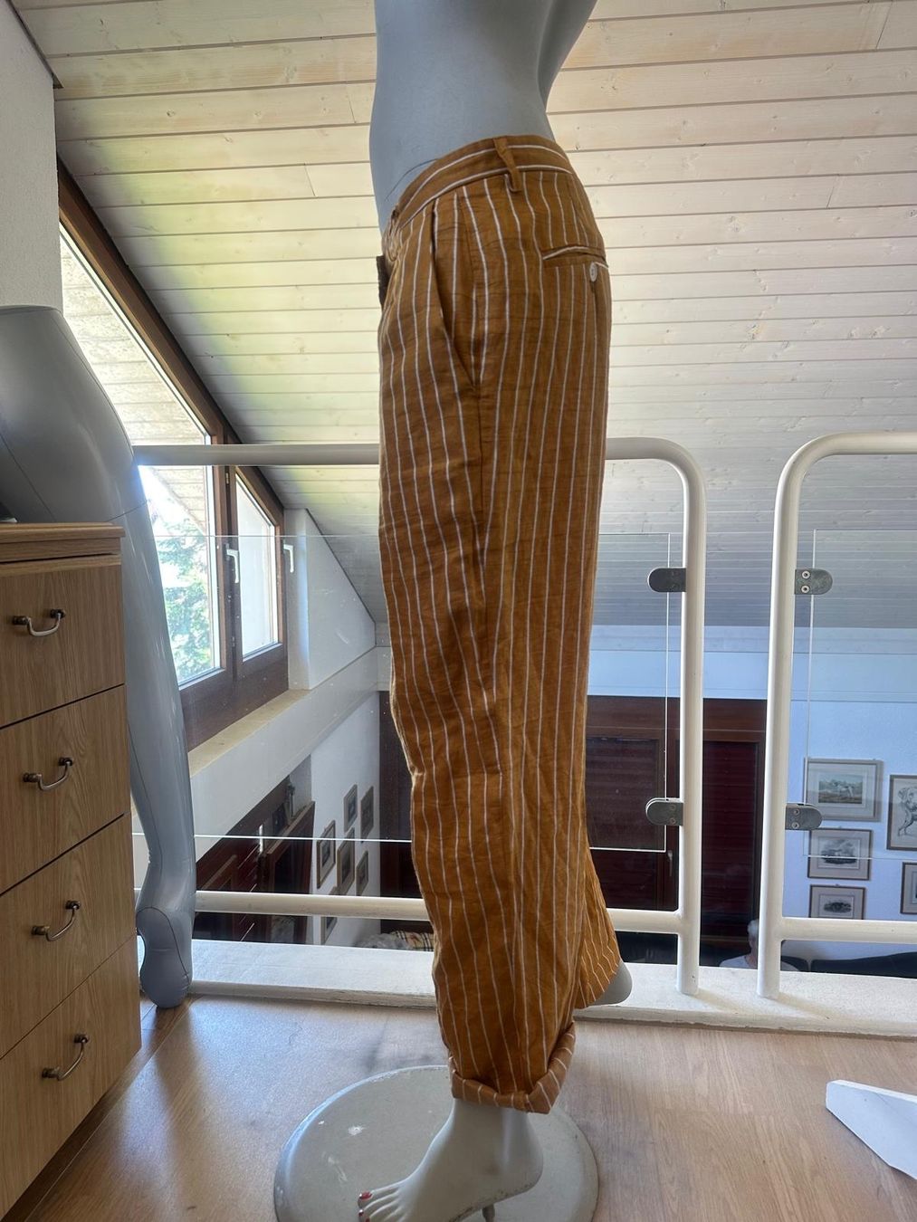 Pantaloni: Leinenhose von VICOLO – Usato da Neuhausen venduto da Lechasseur 3