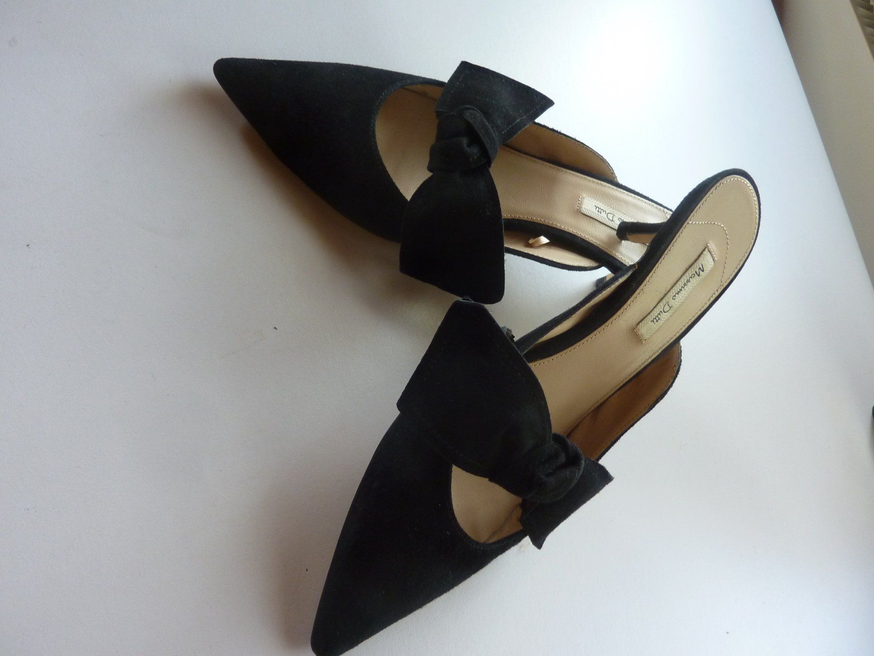 Scarpe da donna: Massimo Dutti Mules 36 schwarz – Usato da Waldstatt venduto da Kananaskis1