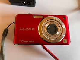 LUMIX DMC-FS62