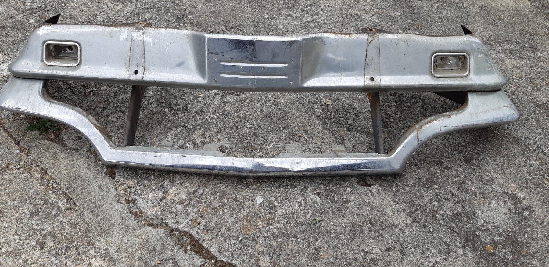 Ford Tutti pezzi di ricambio auto: Ford Thunderbird 1966 Teile – Usato da Siselen BE venduto da saradiva2015