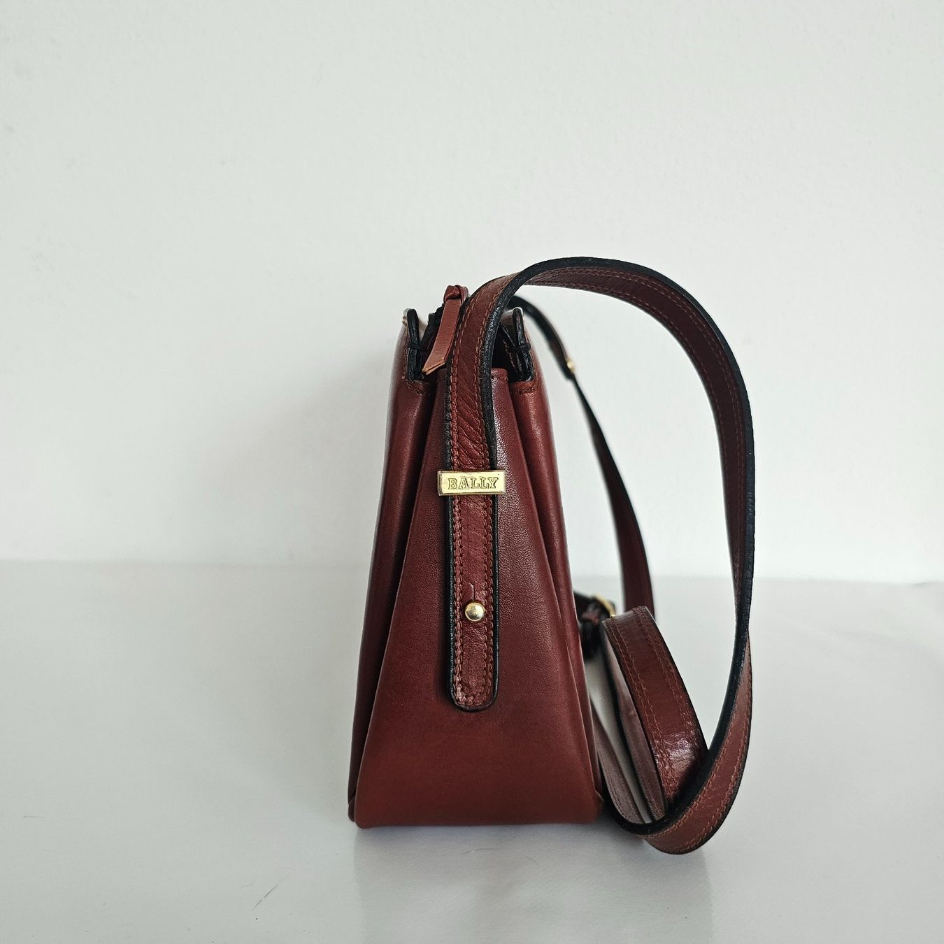 Bally Borse da donna: Bally Leather Crossbody / Shoulder Bag – Usato da Origlio venduto da ann_q6qv 5