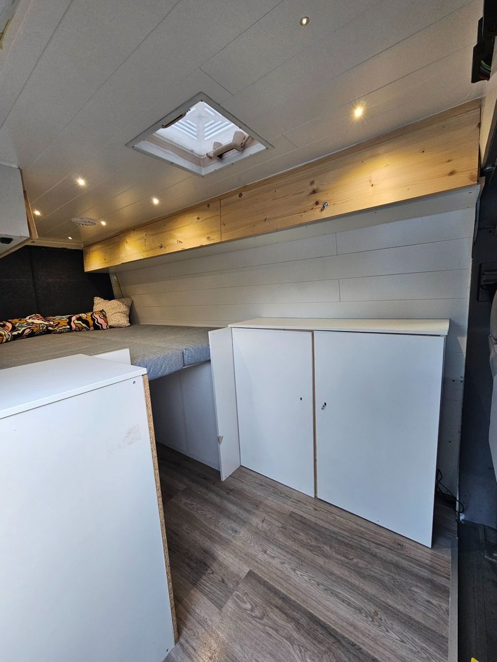 Veicoli commerciali: CAMPER VW LT 28, DIESEL. Ein bisschen Nostalgie – Usato da Cham venduto da SULZER01 7