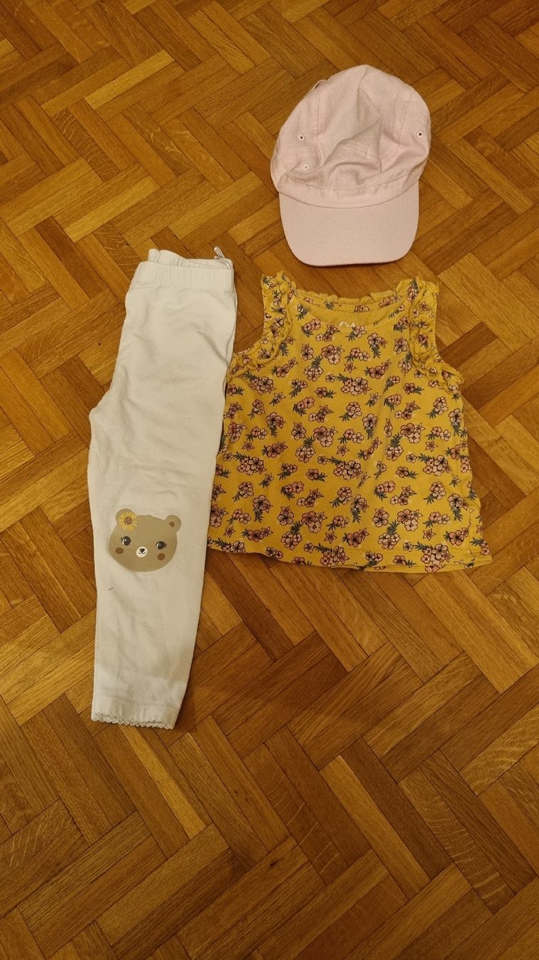 Lotti & Set di vestiti: Des habits fille taille 92 – Usato da Ferpicloz venduto da Clicli014