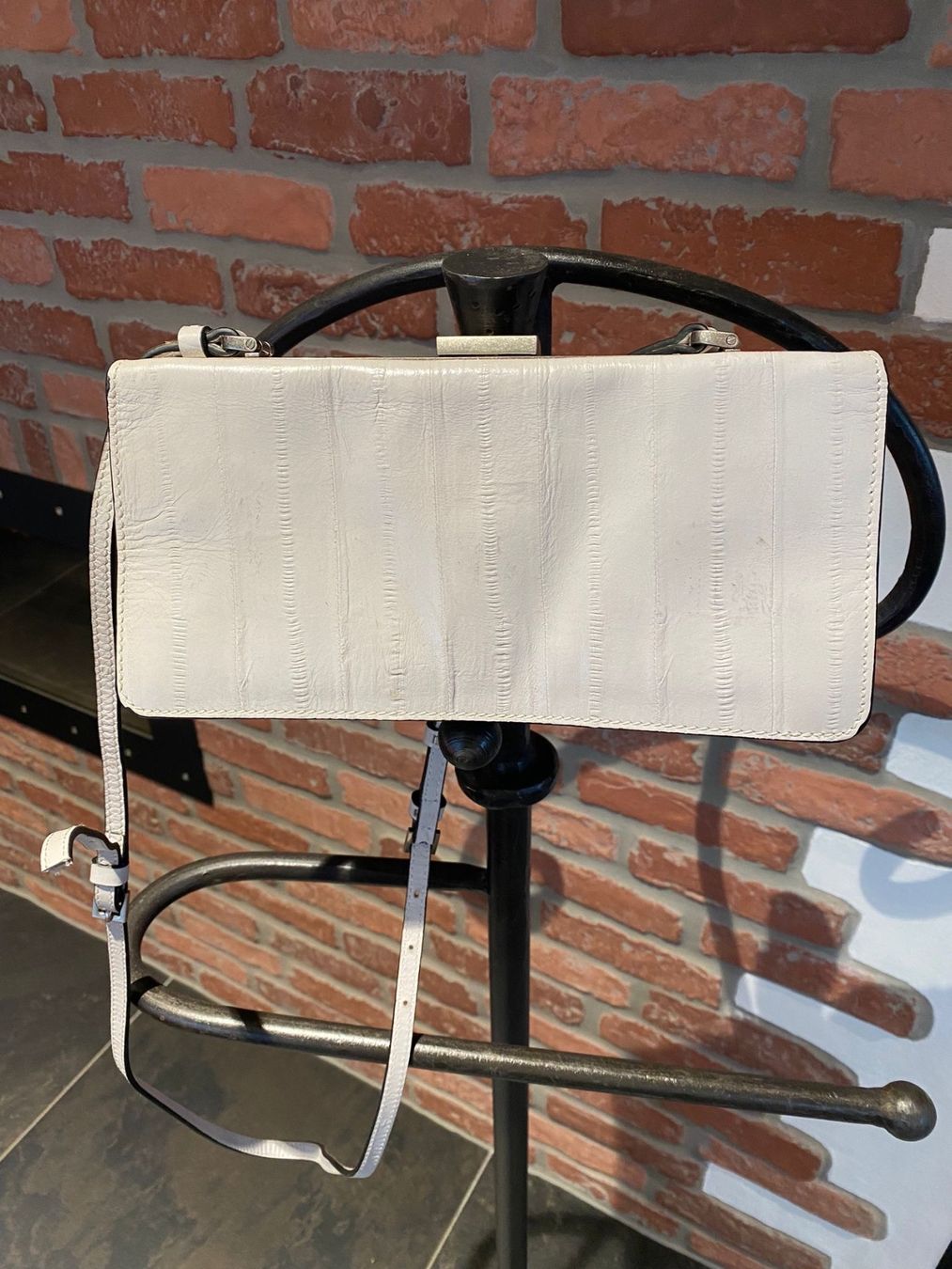 Coccinelle Borse da donna: Handtasche – Usato da Rorschach venduto da Loonimuh