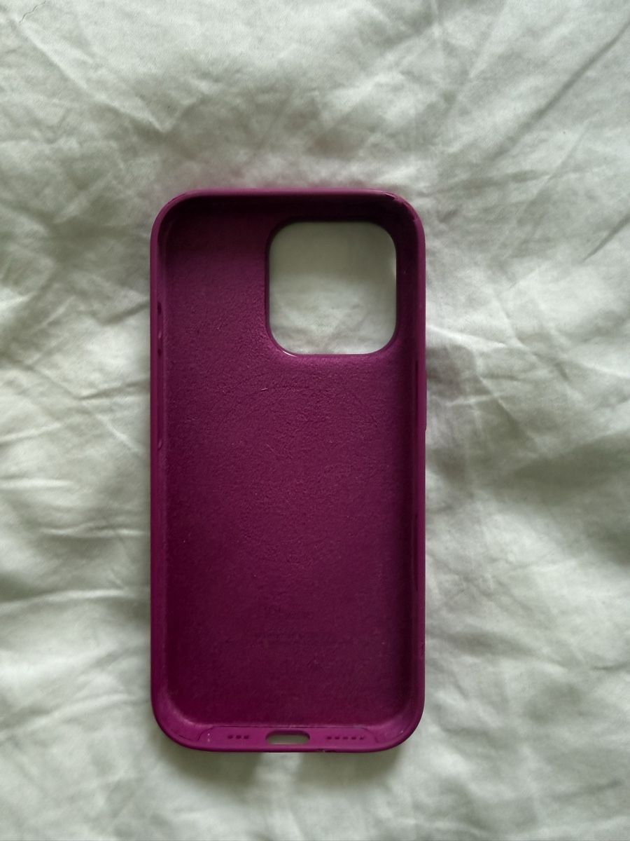 Apple Cover & Protezioni schermo: Apple iPhone 16Pro Hülle Fuchsia – Usato da Basel venduto da zuchetti 2