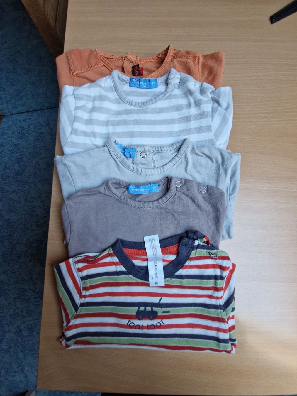 H&M Lotti & Set di vestiti: Kleiderpaket Gr 68/74 – Usato da Hornussen venduto da Rysrys 1