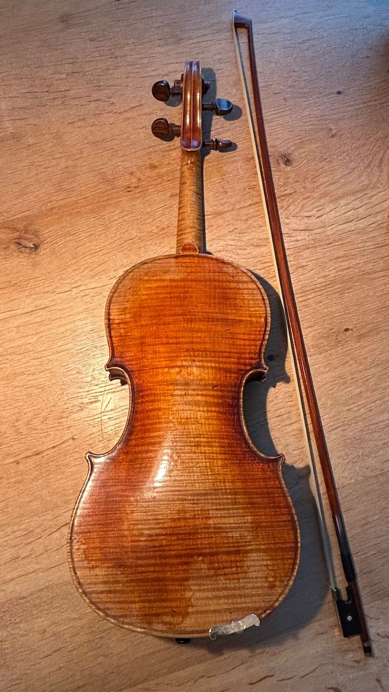 Strumenti musicali: Geige mit Bogen – Usato da Schwyz venduto da Mannen64 1