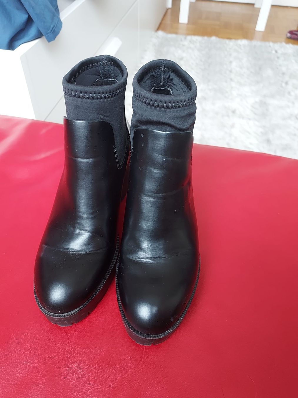 Stradivarius Scarpe da donna: Bottines noires Stradivarius, taille 36, parfaites! – Usato da Lausanne venduto da Kitty_Friperie 3