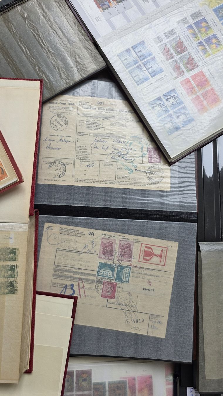 Tous les timbres: Grosse Sammlung Briefmarken Schweiz – D'occasion à Reichenburg par ibiza18 9