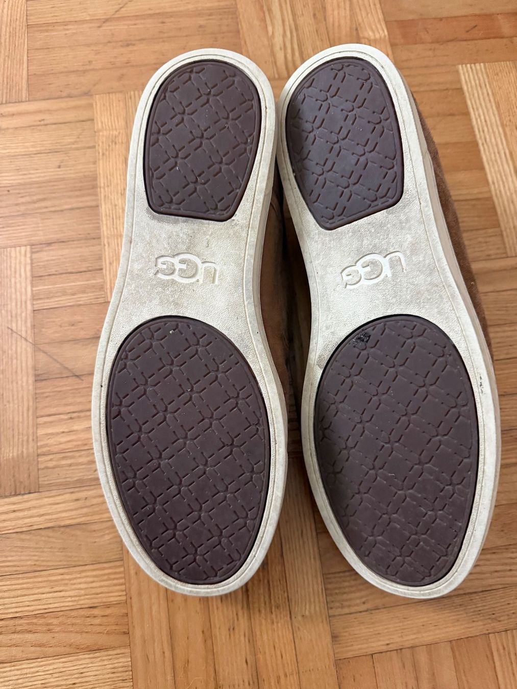 Ugg Scarpe da uomo: UGG Loafers, Braun, Wildleder, EU42 – Usato da bioggio venduto da lenny023 3