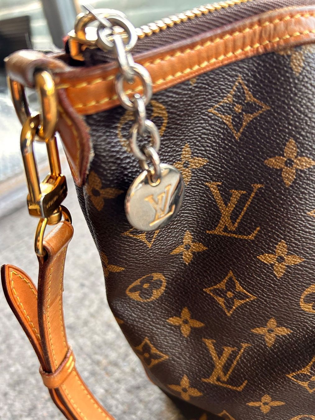 Louis Vuitton Borse da donna: Louis Vuitton Palermo PM Monogram Canvas Handtasche SALE – Usato da Zürich venduto da pj_pry_to 6