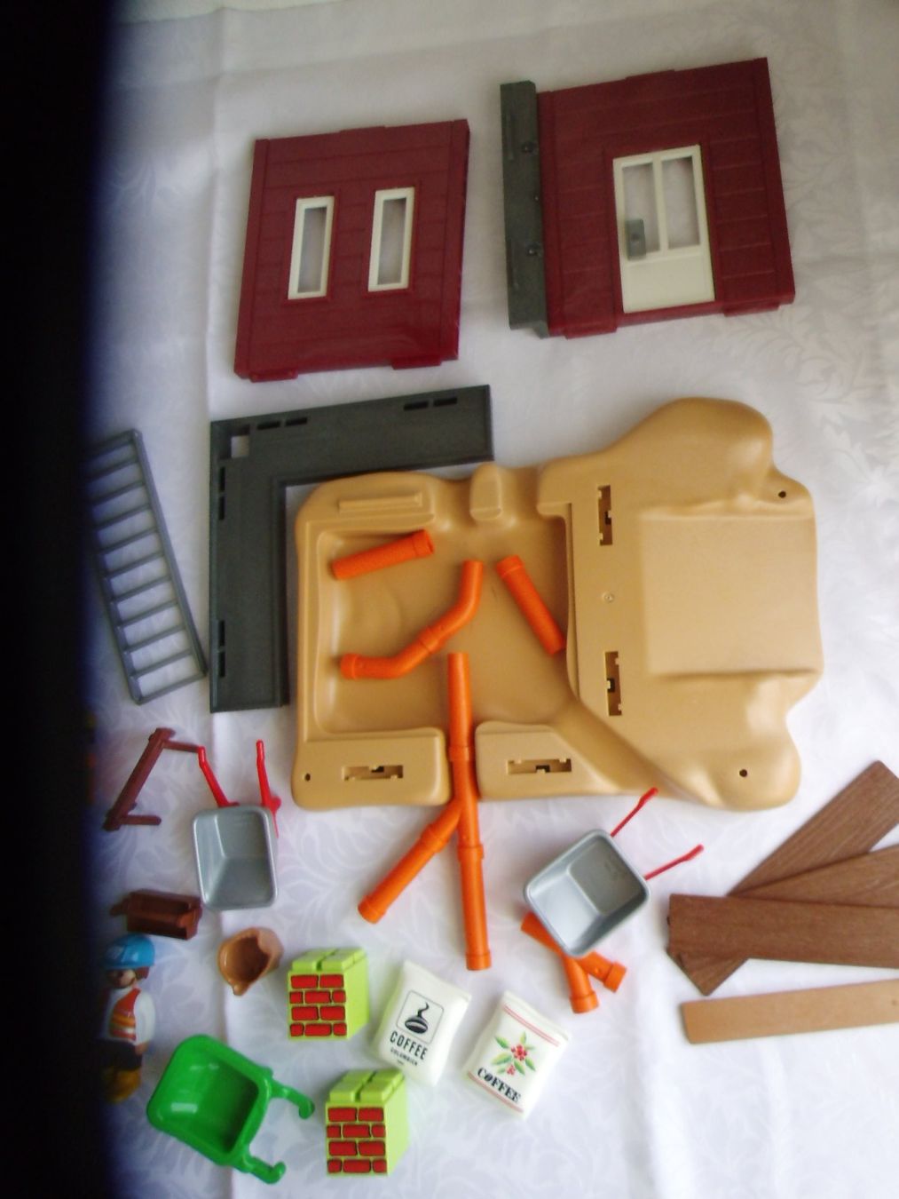 Playmobil Spielzeuge: Playmobil Teile mit vielen Figuren – Gebraucht aus Walenstadt von Pluisa 3