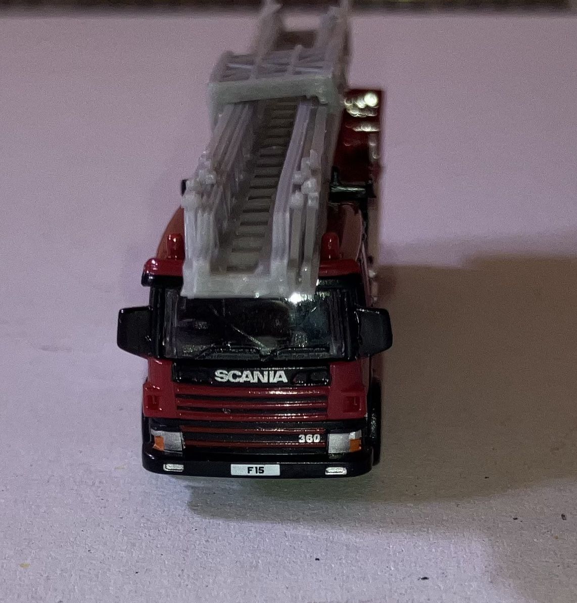 Scania Modellbausätze & Standmodelle: Camion pompier Scania Echelle N – Neu und originalverpackt aus Dompierre VD von immorentes 3