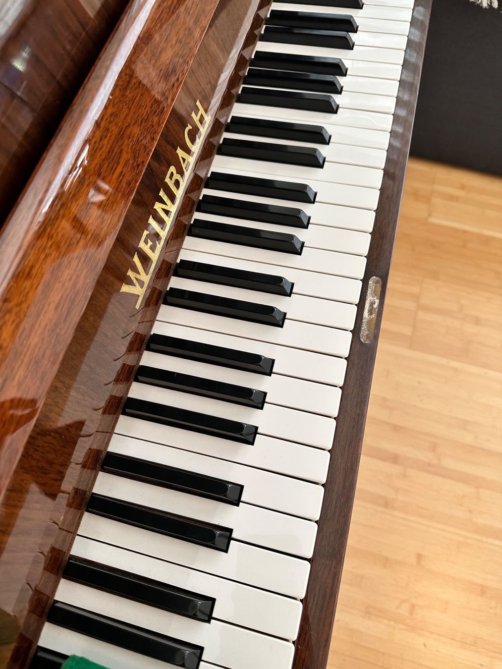 Strumenti musicali: Weinbach Klavier in Stäfa – Usato da Waedenswil venduto da Markfaris 1