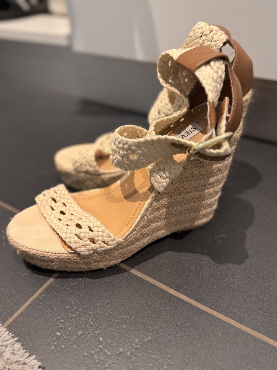 Steve Madden Scarpe da donna: Steve Madden Sandalen, Gr. 38 – Usato da Thierachern venduto da lara.hunger 1