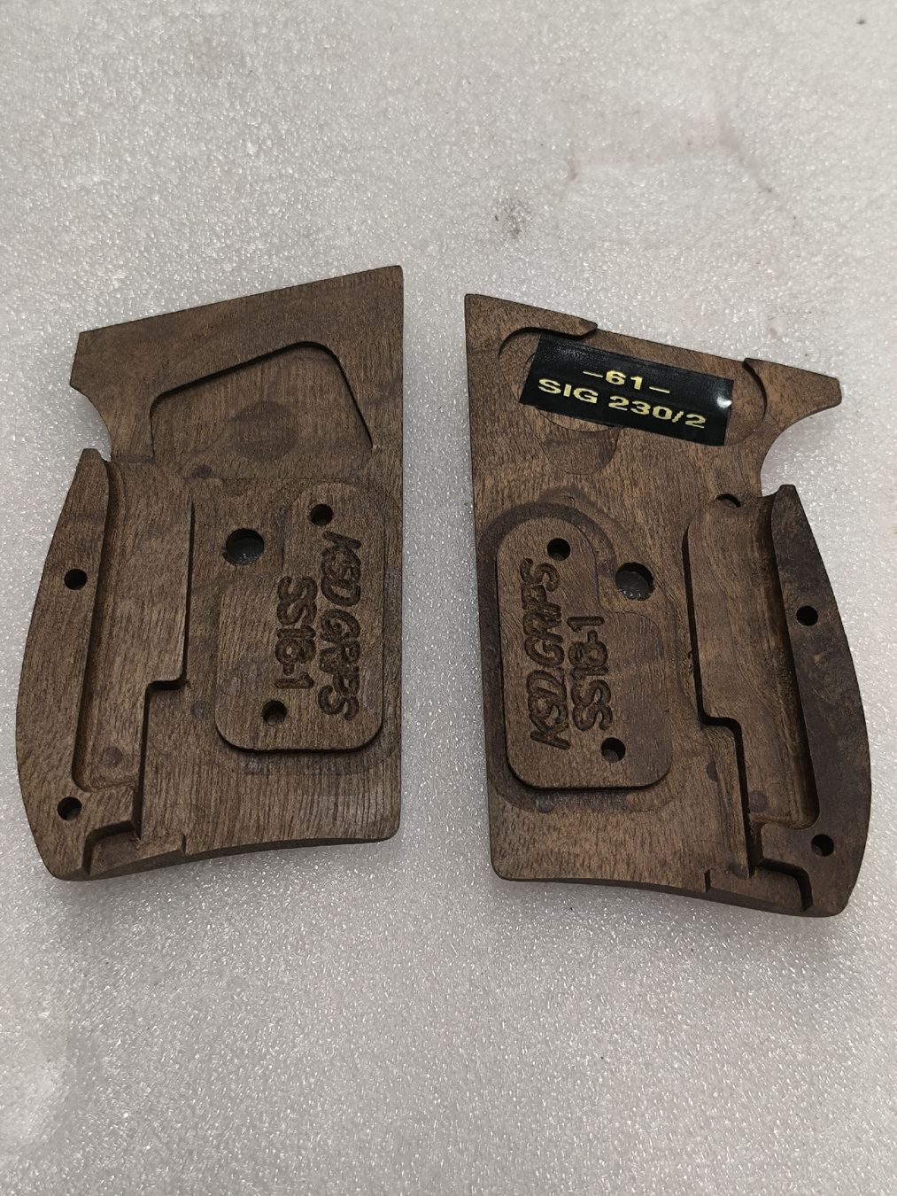 Sig Sauer Tiro a segno: Griffschalen Sig Sauer 230/2 – Difettoso da Cama venduto da anto_a