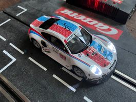 Carrera Digital 132 Porsche 911 GT3 RSR Felbermayr Proton