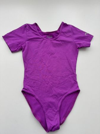 Violettes Turnkleid Gr. 122