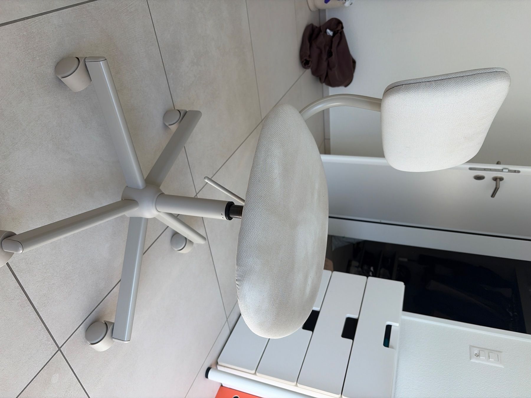 Ikea Sedie: Stuhl abzugeben – Usato da Mels venduto da lar_8b2g 1