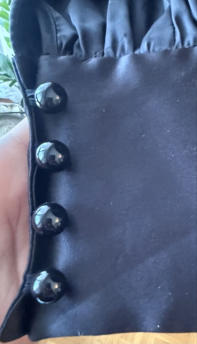 Camicette: Blouse noire élégante – Usato da Neuchâtel venduto da ass_gdc7 3
