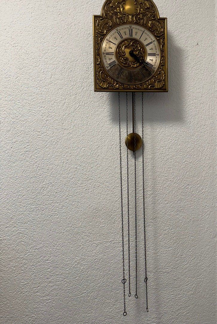 Orologi da terra & Orologi da parete: Dekorative Pendeluhr Messing Barock mit Ketten & Pendel – Usato da Zollikon venduto da olv_yp8p 6