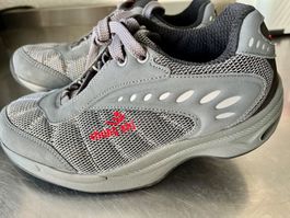 Sportschuhe CHUNG SHI, neu, Gr. EUR37.5/UK4.5/US6.5