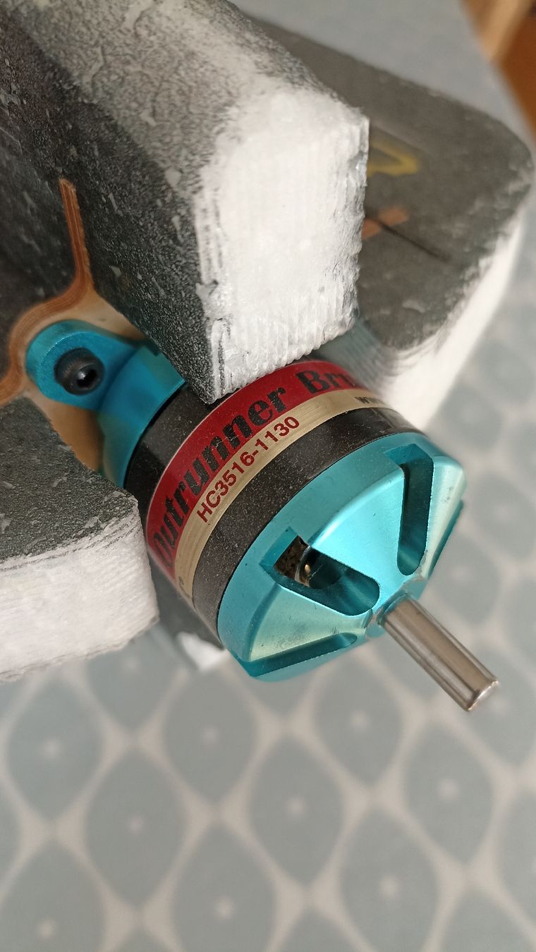 Modellismo RC: RC Factory EDGE 540 V3 XL – Nuovo (secondo la descrizione) da Neuchâtel venduto da HeliMaster 6