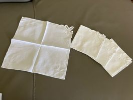 4 tovaglioli in cotone bianco ricamato 25x25 cm