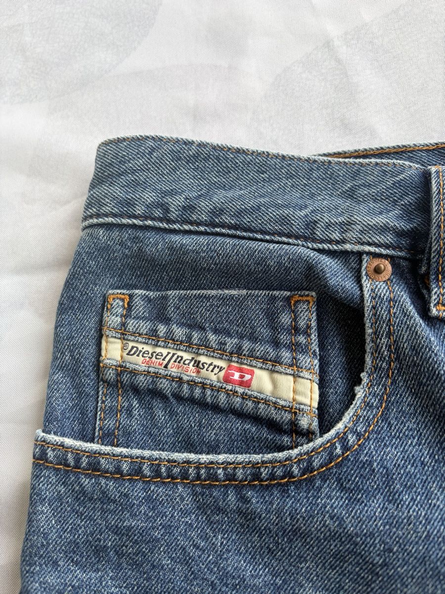 Diesel Pantaloni: Short homme Diesel  – Usato da Pully venduto da ari_78pk