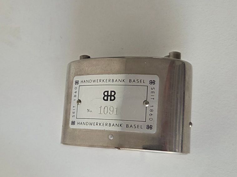 Big Belly Bank Salvadanai: Kässeli Sparkässeli Handwerker Bank Basel – Usato da Schenkon venduto da Elbarto007 4