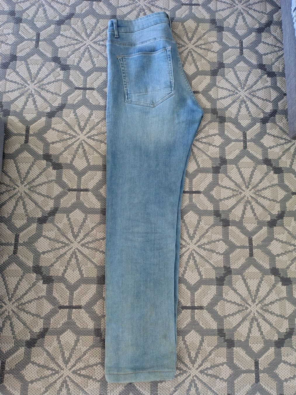 Jeans: Jeans Accanto – Usato da Schliern b. Köniz venduto da Green3yed 1