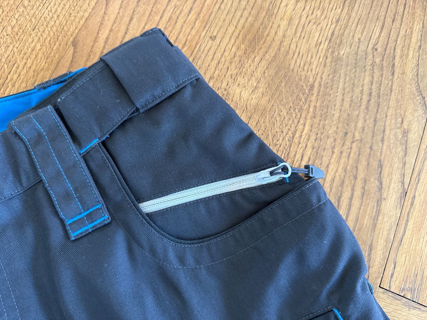 Engelbert Strauss Hosen: Kurze Engelbert Strauss Hose, Größe 46 E. S. Motion 2020 – Neu (gemäss Beschreibung) aus Ennetbaden von mapa05 2