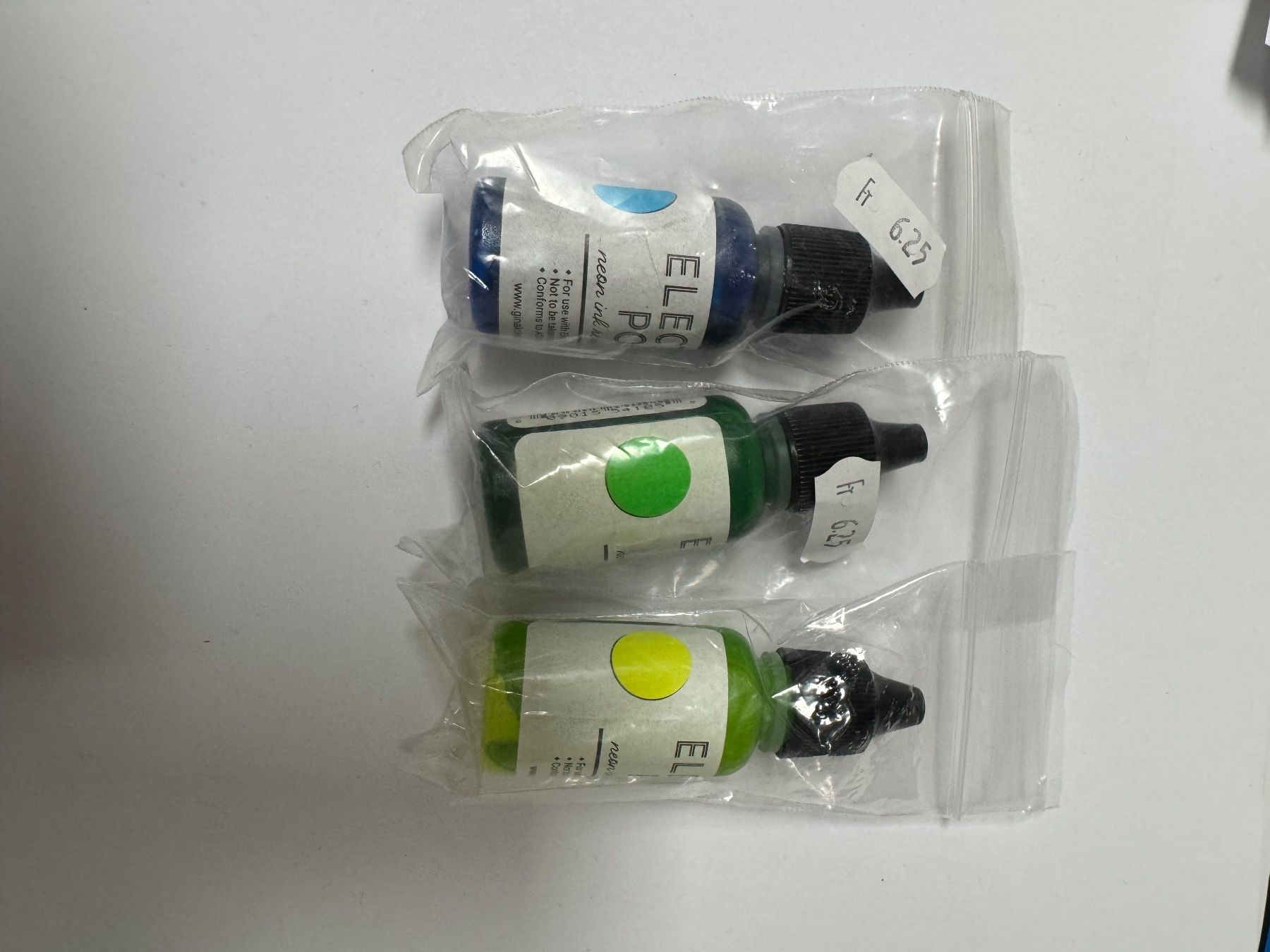 Tampons: 3x Stempelfarbe Refiller wie auf Bild – Neuf (Voir description) à Steinhausen par Schuwies