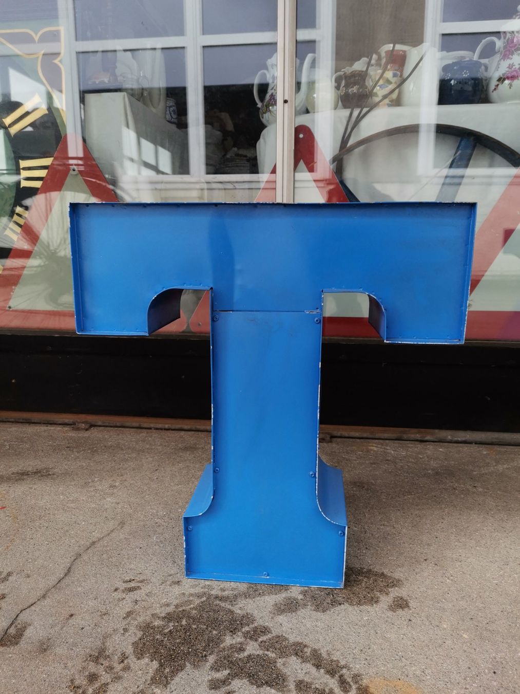 Tutte le decorazioni: Werbebuchstabe T, Blechbuchstabe T, T Deko Buchstabe, – Usato da Wiedlisbach venduto da materialkreislauf 1