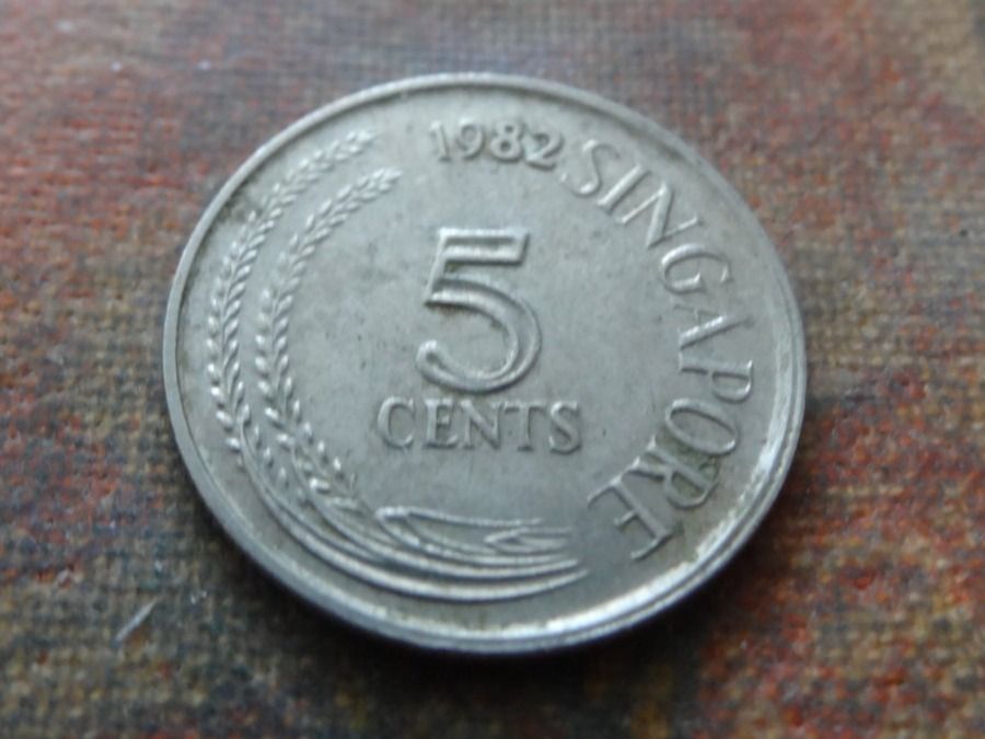 Alle Münzen: SINGAPOUR  5  Cents  1982 – Gebraucht aus Romanel-sur-Lausanne von Swift13
