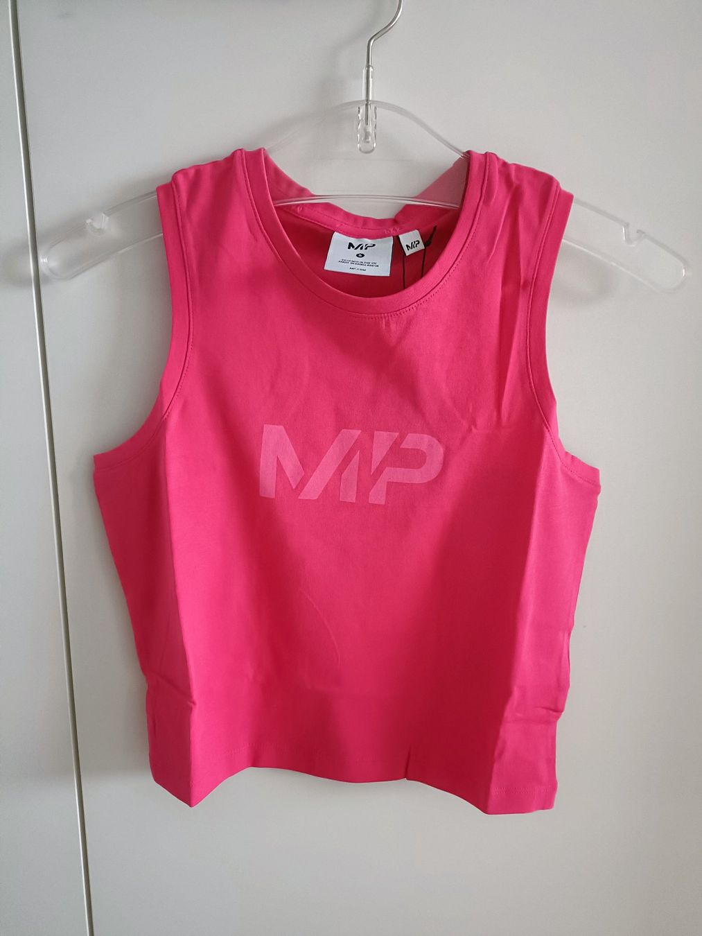 Top: Sport Crop Top - Grösse S – Nuovo e nell'imballaggio originale da Rickenbach b. Wil venduto da VeryLovelyThings