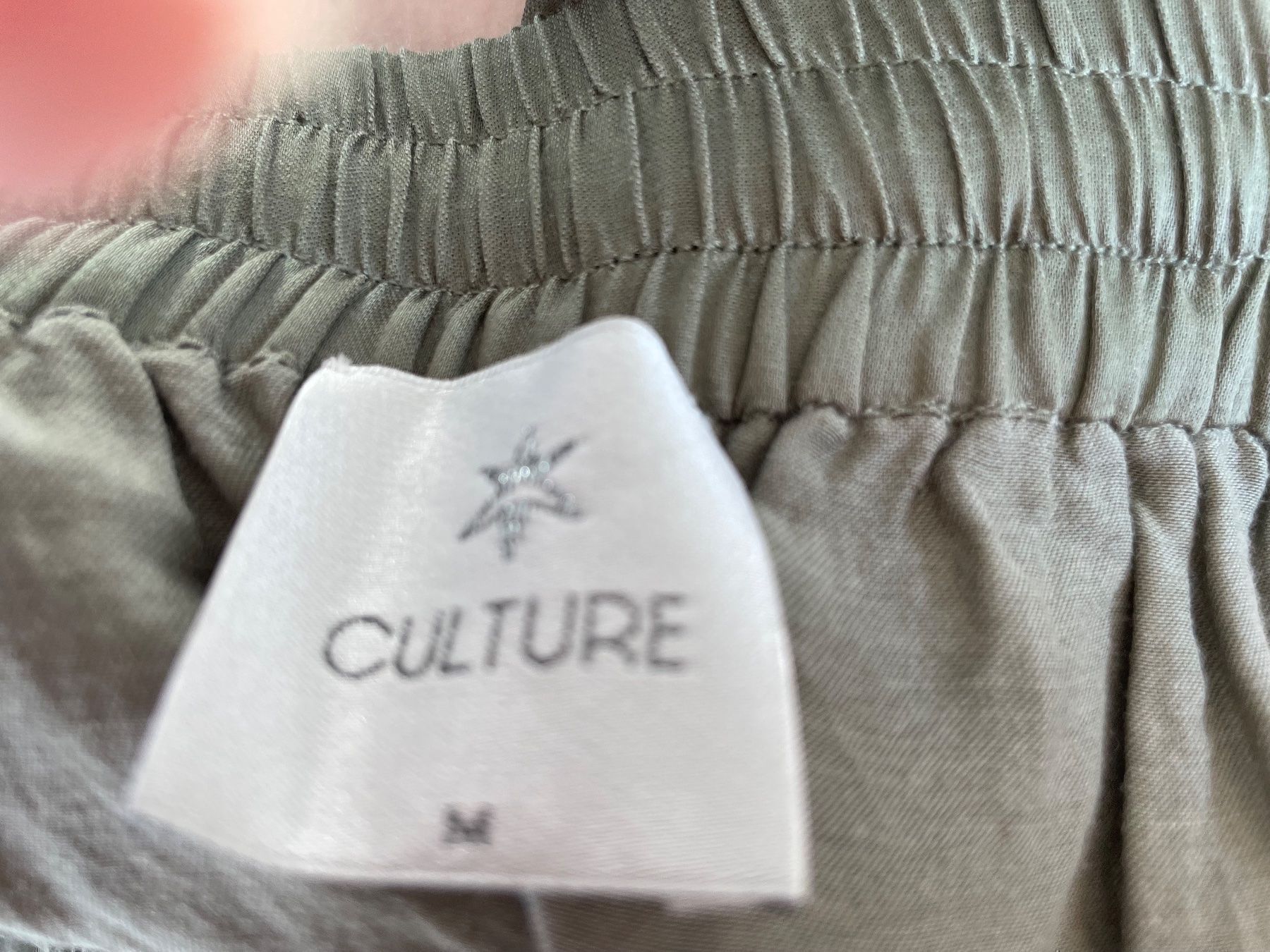 Pantaloni: Shorts Culture Gr M – Nuovo (secondo la descrizione) da Zürich venduto da Pony74 2