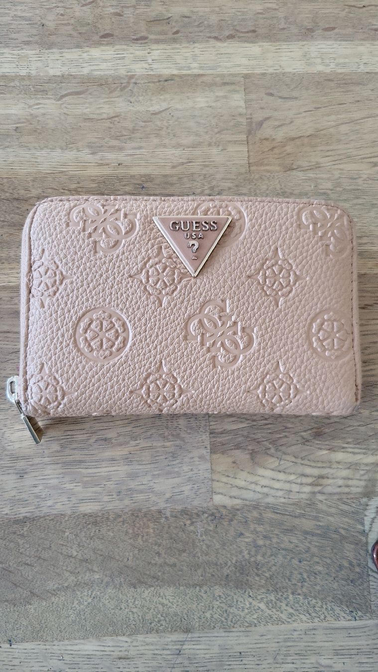 Guess Portamonete: Geldbörse Guess  – Nuovo (secondo la descrizione) da Uznach venduto da sdi1