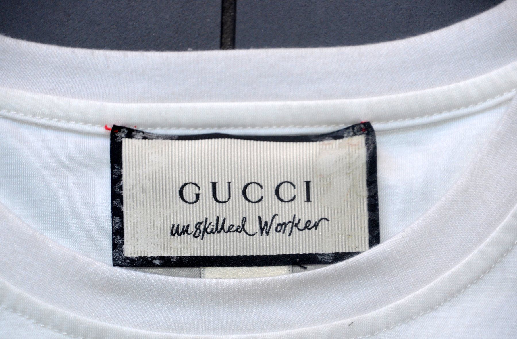 Gucci T-shirt: Gucci T-Shirt  S/M – Usato da Collonges venduto da Allegree 8