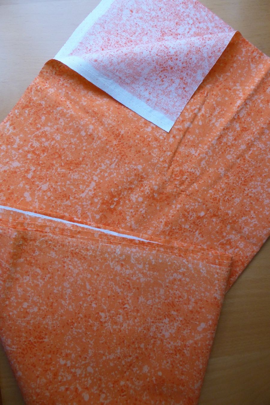 Stoffe: Patchwork BW orange mit feinem Muster 52 x 70 cm, neu – Neu (gemäss Beschreibung) aus Brunnadern von pinkfaden